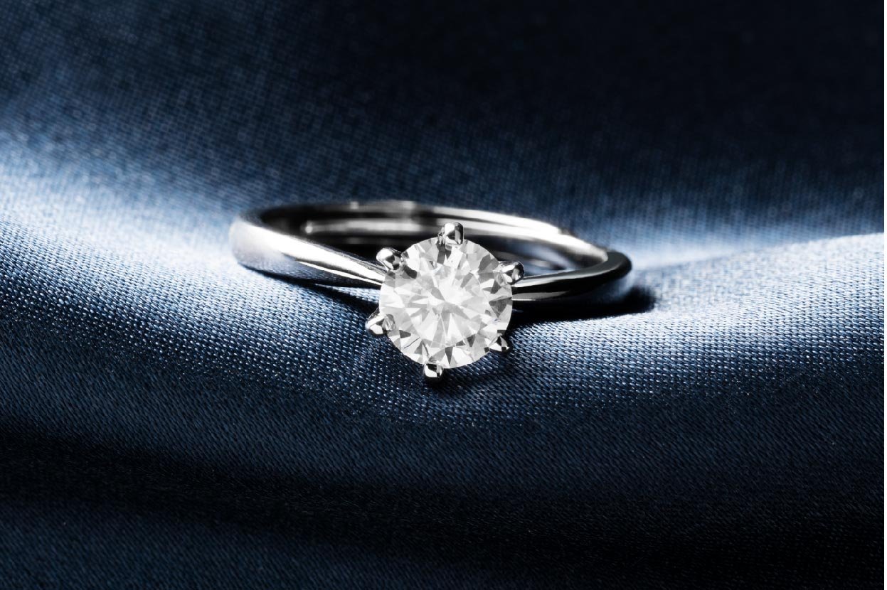 Diamond gemstone